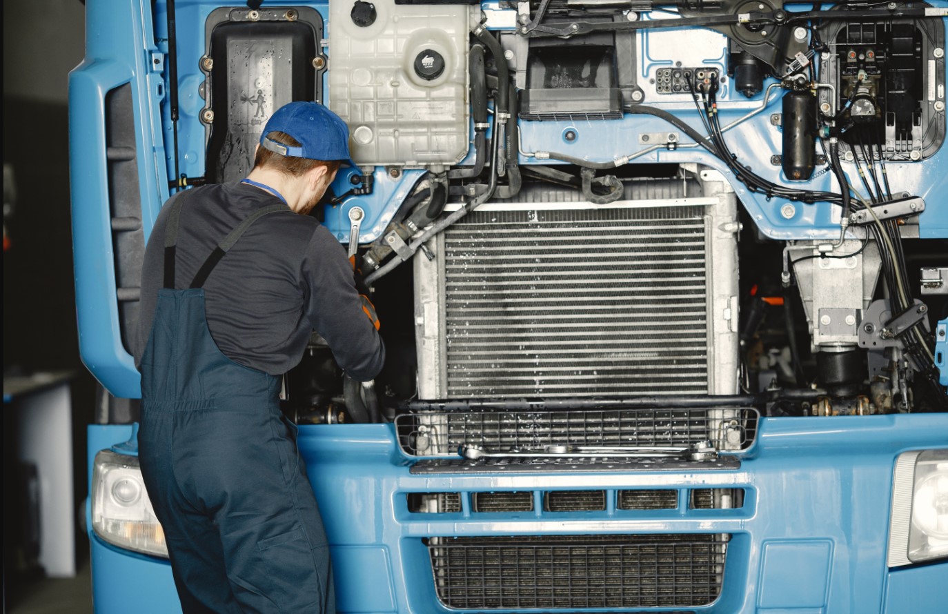 Truck Trailer Service Technician (TTST)
